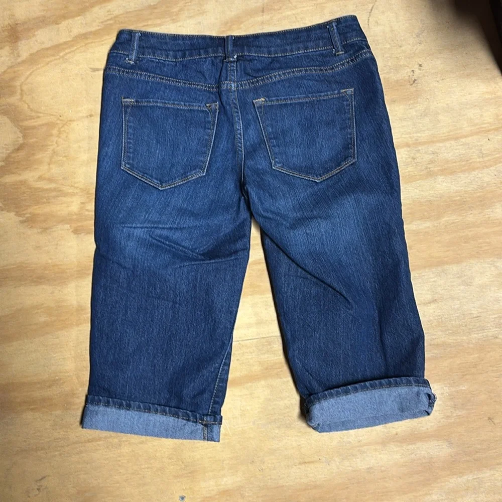 Sonoma Women's Dark Indigo Cropped Jeans size 2P - Picture 3 of 4